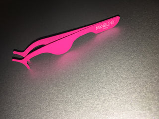 EYELASH APPLICATOR